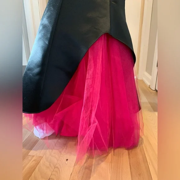 Black and Pink Gunne Sax Prom Dress - Picture 3 of 17